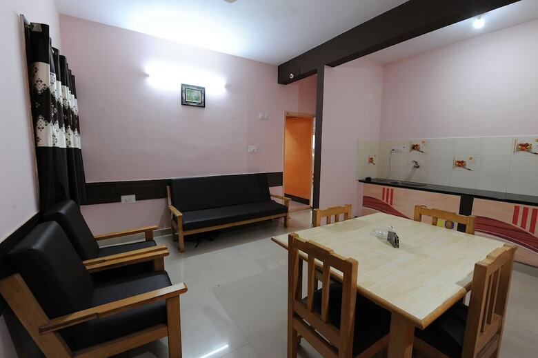 Hotel Arra Transit