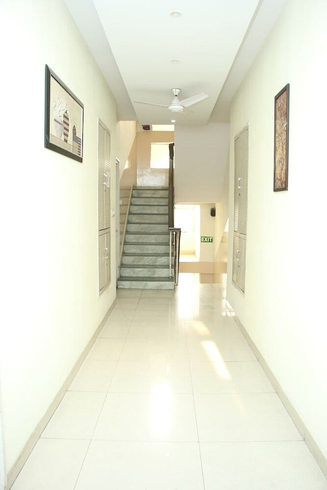 Hotel Grace At Karol Bagh