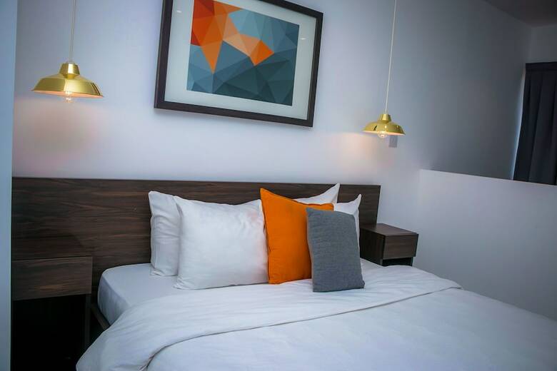 Apartamentos Embassy Gardens Premier Suites