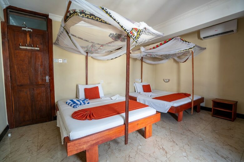 Hotel Stonetown View Inn