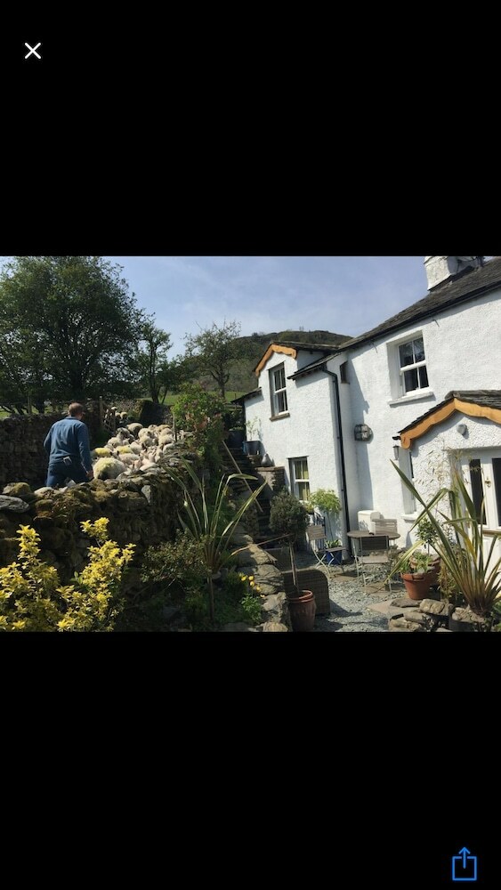 Pear Tree Cottage