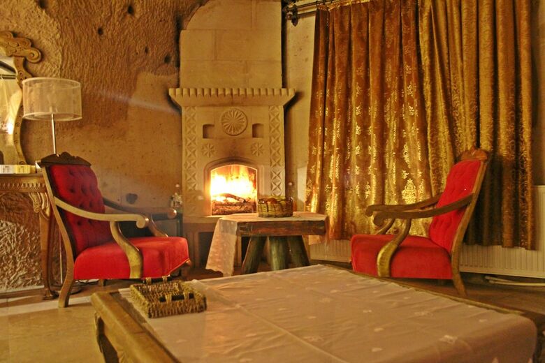 Bed & Breakfast Hilem Cave House