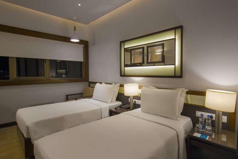 Hotel Zone By The Park Kolkata