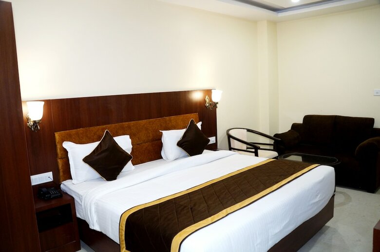 Hotel Shivoy Grand