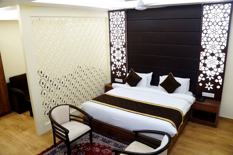 Hotel Shivoy Grand