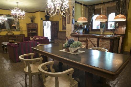 Hostal Posada Del Duraton