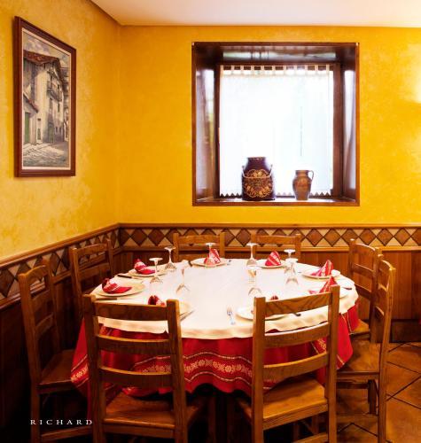 Hostal Musunzar