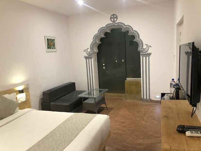 Inn Morjim A Boutique Beach Hotel
