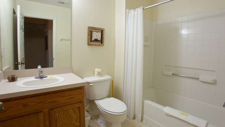 Norwich Townhome At Emerald Island