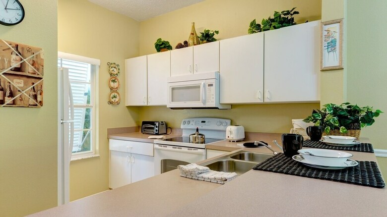 Belfast Townhome At Emerald Island
