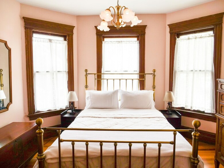 Hotel Shadowcrest
