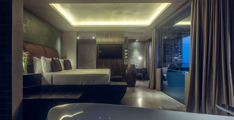 Hotel Pledge Scape