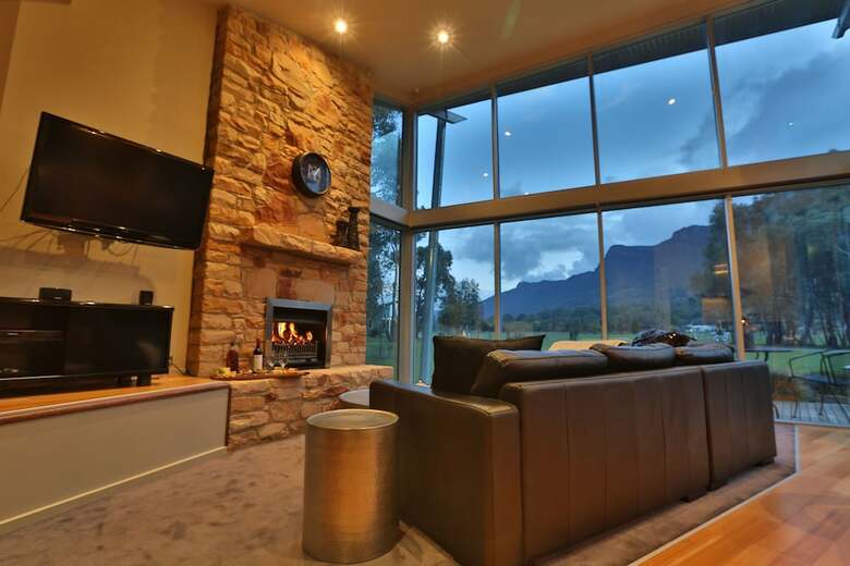 Ironstone Romantic Couples Retreat