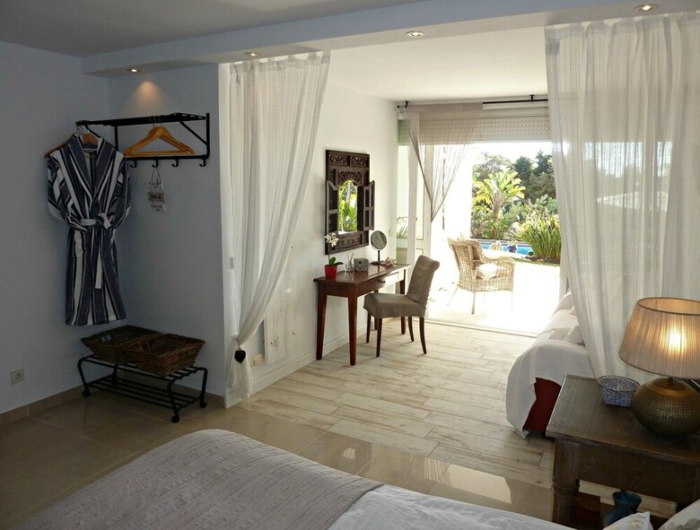 Villa Breeze Marbella Luxury B&B