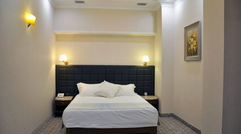 Parliament Palace Hotel