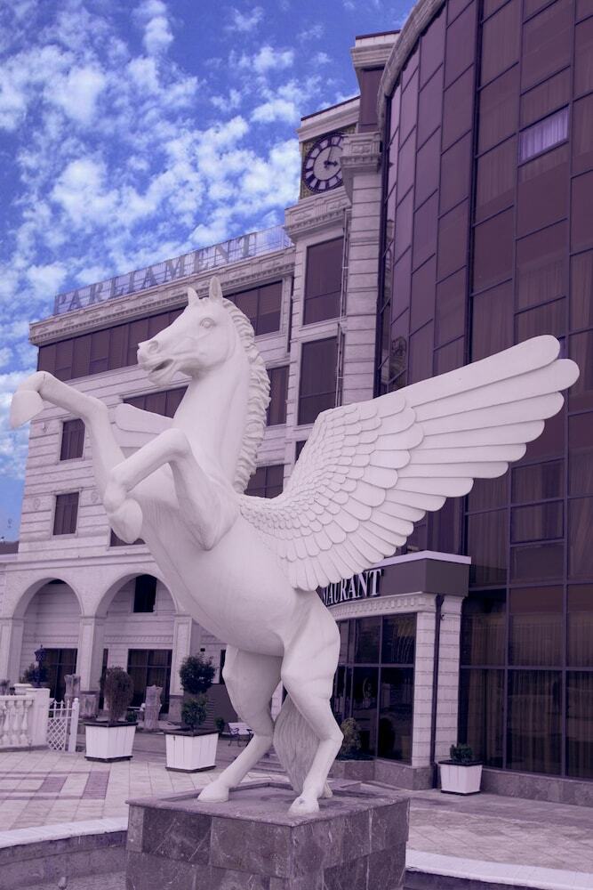 Parliament Palace Hotel