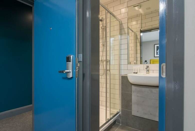 Hotel Stay In Belfast