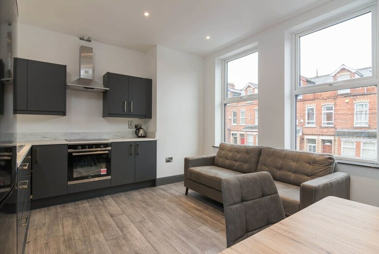 Hotel Stay In Belfast