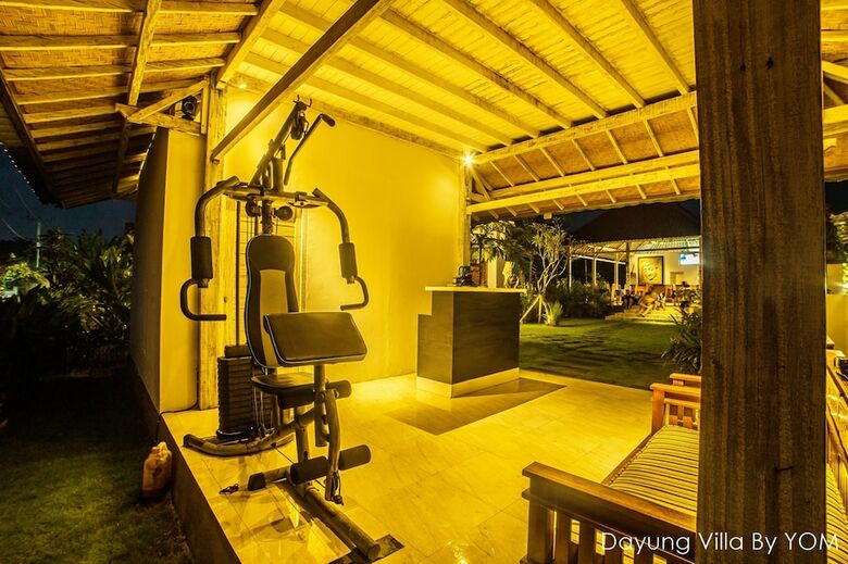 Bed & Breakfast Dayung Villas By Yom