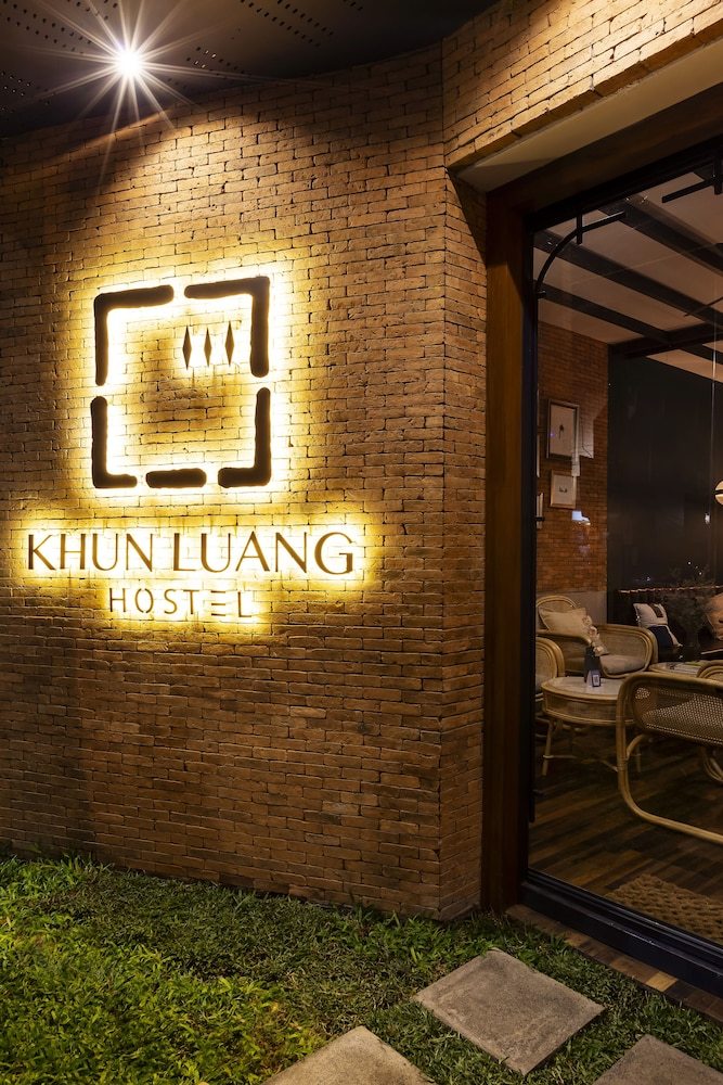 Hostal Khunluang Hostel - Adults Only