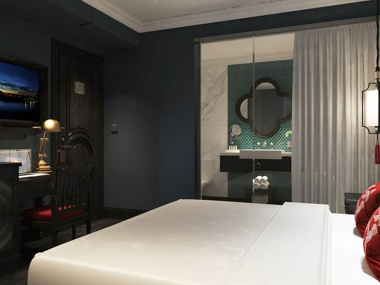 Au Co Art Classic Hotel & Spa