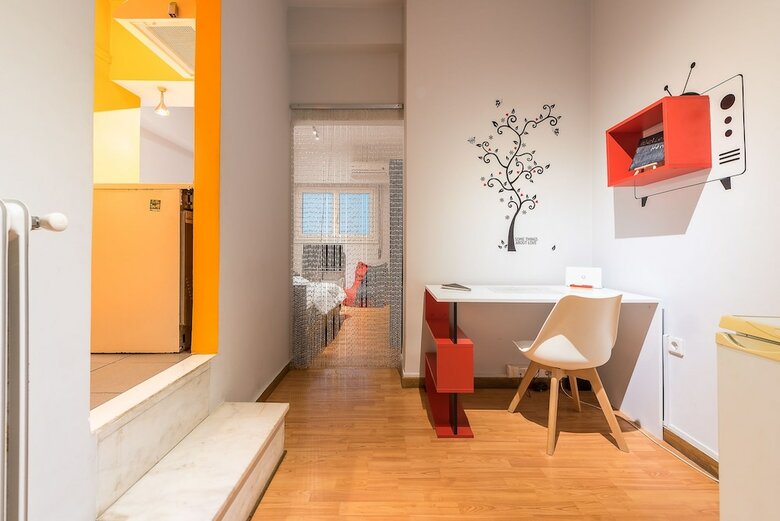 Cozy Athenian Apartment