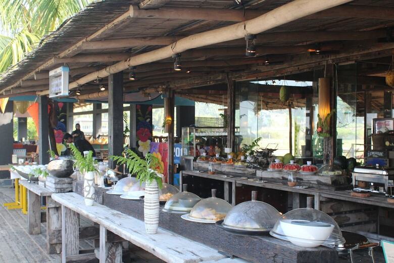 Hotel Mermaid Beach Resort