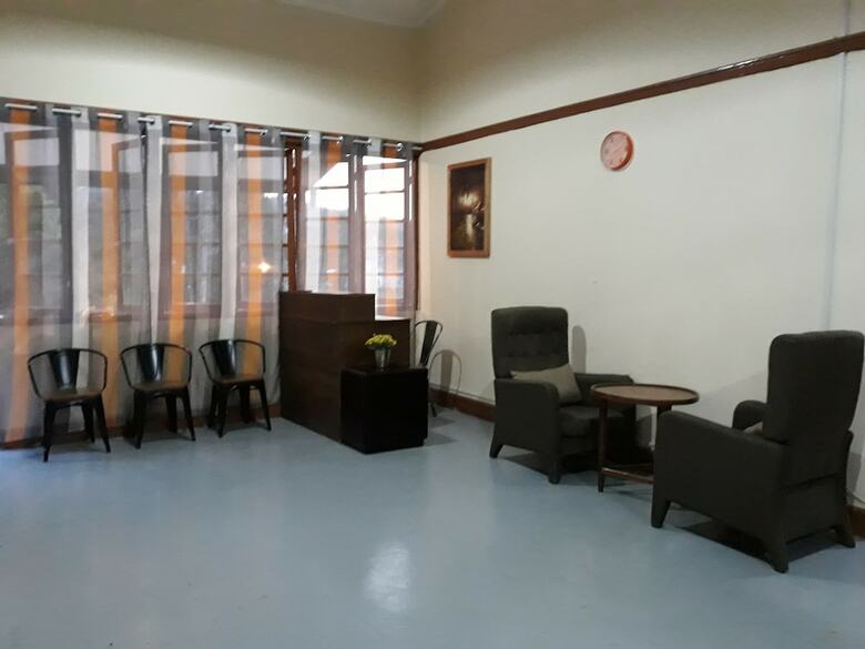 Hostal Garden Guest House