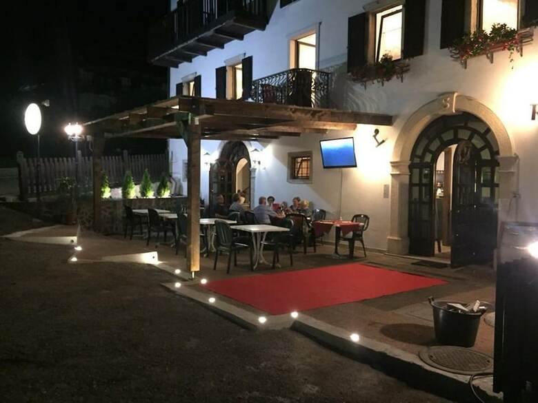 Posada Albergo Villa Corona