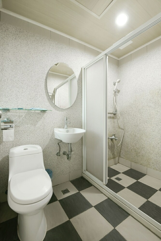 Raise Hotel Taichung