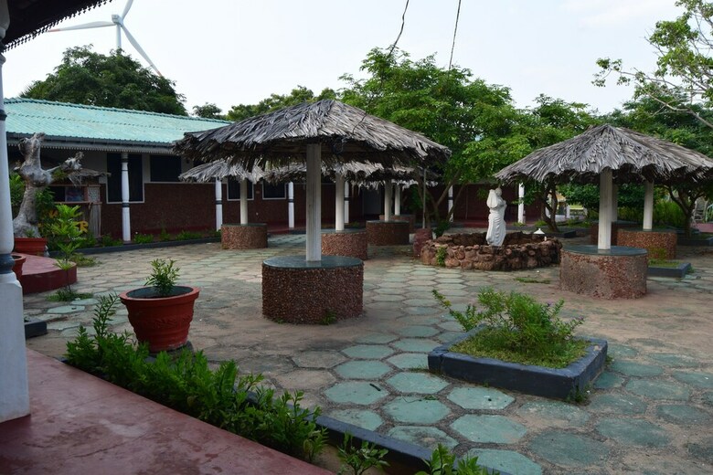Hotel Karadiya Reach Kalpitiya