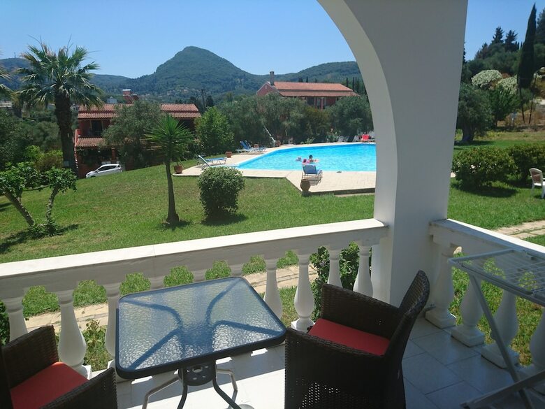 Apartamentos Stefanos Resort