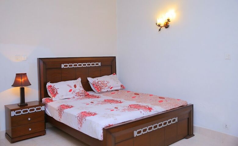 Hotel Shawnze House