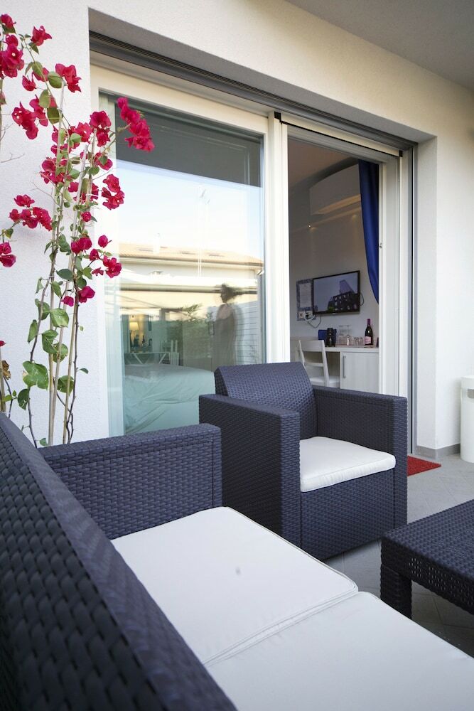 B&B Villa Pini - Near G7
