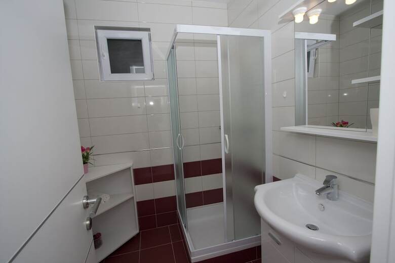 Apartamentos Guest House Burin