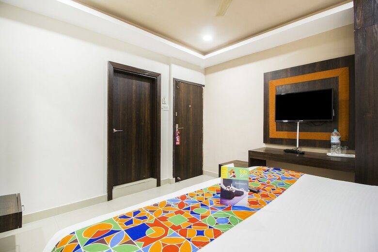 Fabhotel Park Heights