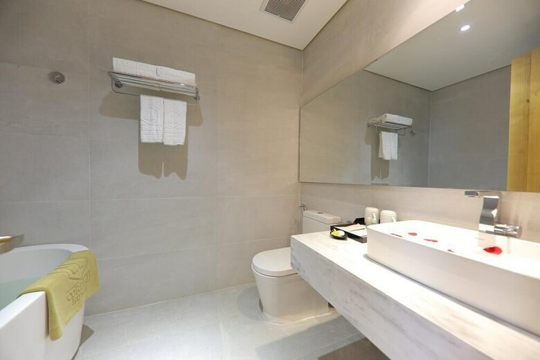 Cordial Hotel