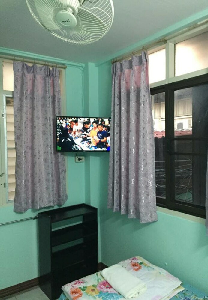Hotel Nat 2 Guest House