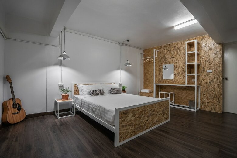Hostal Baan Phuen Hostel And Rooftop