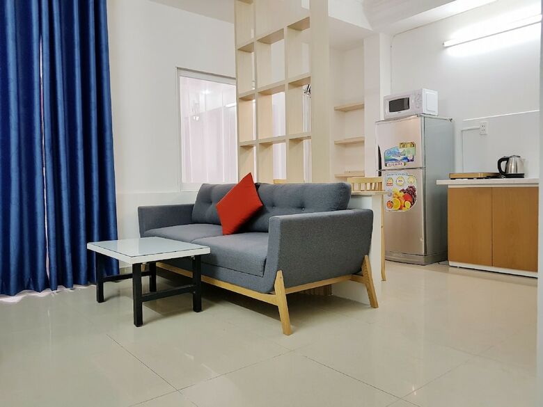 Aparthotel M-h Apartment Hotel