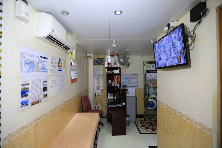 Hotel Everest Hostel Block E