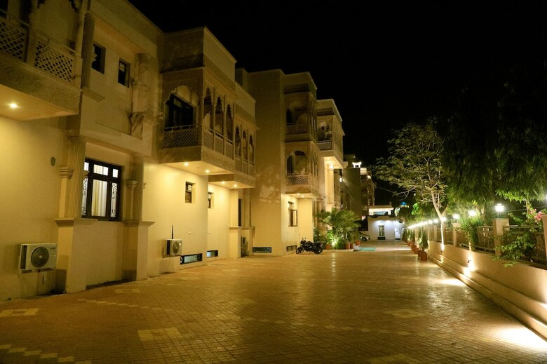 Hotel Pushkar Legacy