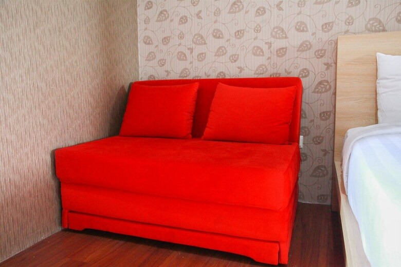 Comfortable Studio Kemang View Apartment
