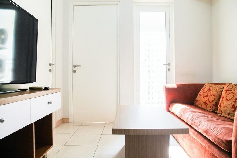 Homey 3br Springlake Summarecon Apartment Bekasi