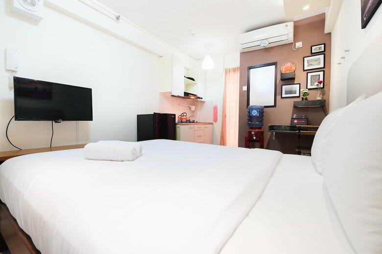 Simple Studio Room With Bassura Apartment