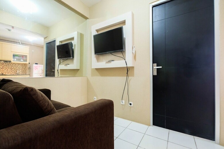 Simple 2br Pancoran Riverside Apartment