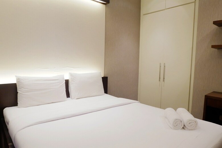 Luxury 2br The Bellezza Apartment With City View