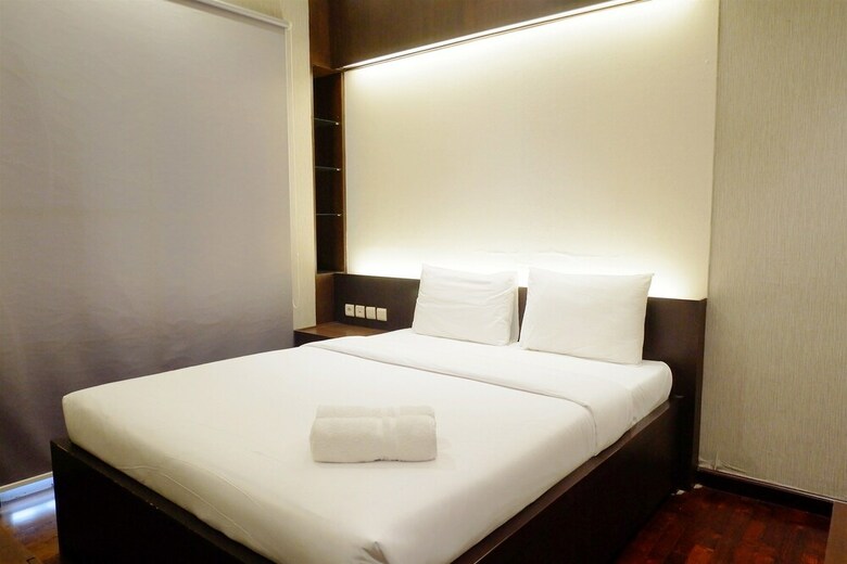 Luxury 2br The Bellezza Apartment With City View