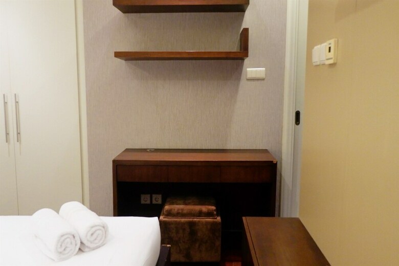 Luxury 2br The Bellezza Apartment With City View