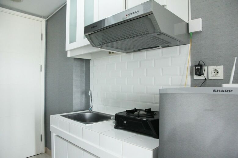 Modern And Comfortable Studio Apartment Springlake Summarecon Near Summarecon